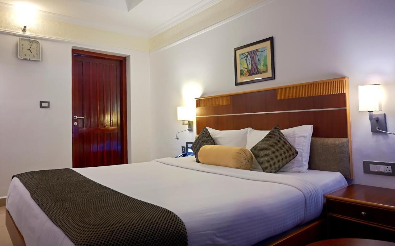Contour Backwaters Hotel Resort & Convention Centre Ramankari Екстер'єр фото