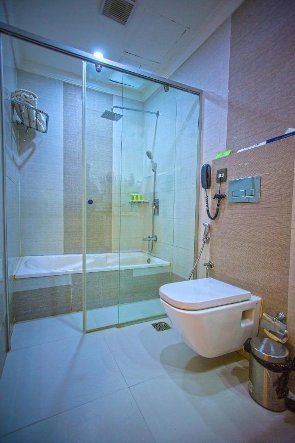 Contour Backwaters Hotel Resort & Convention Centre Ramankari Екстер'єр фото