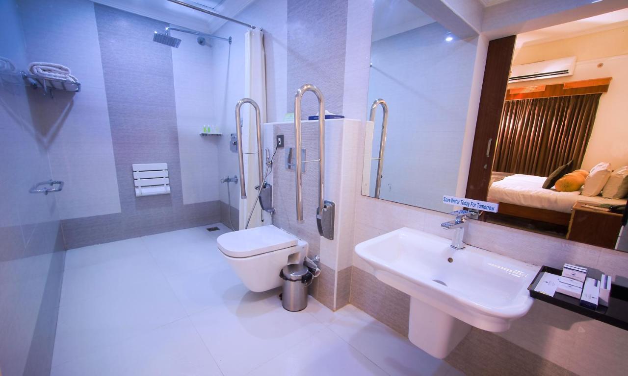 Contour Backwaters Hotel Resort & Convention Centre Ramankari Екстер'єр фото